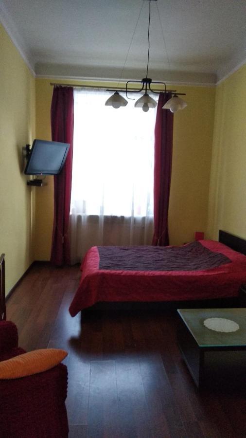 Apartment Anna Lviv Exterior foto