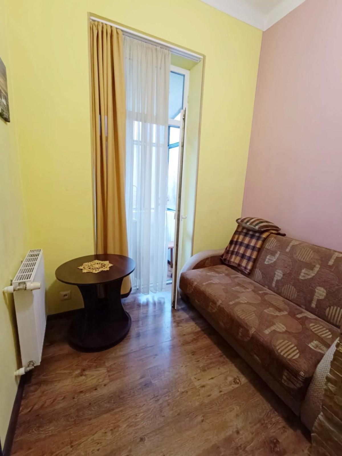 Apartment Anna Lviv Exterior foto