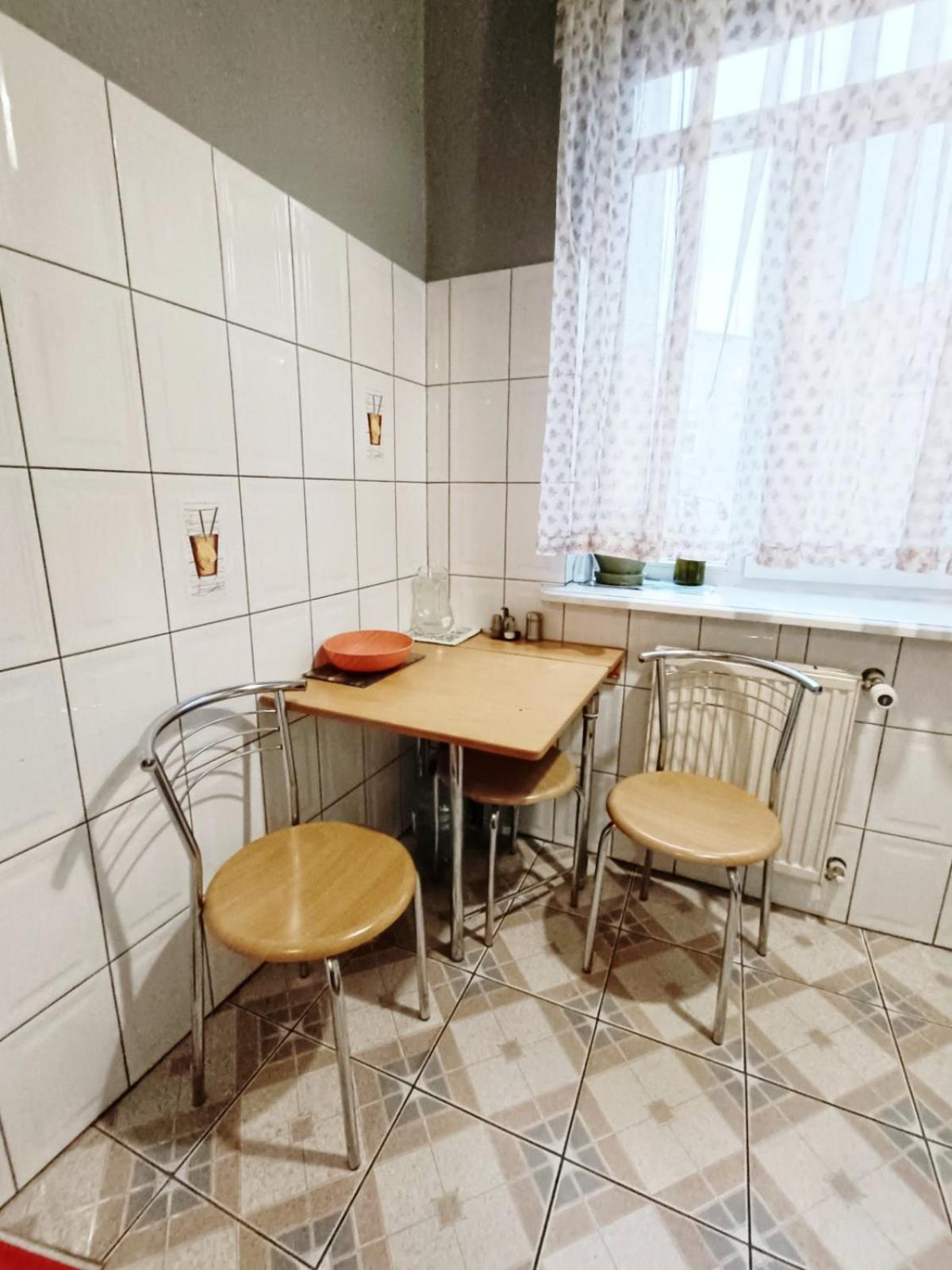 Apartment Anna Lviv Exterior foto